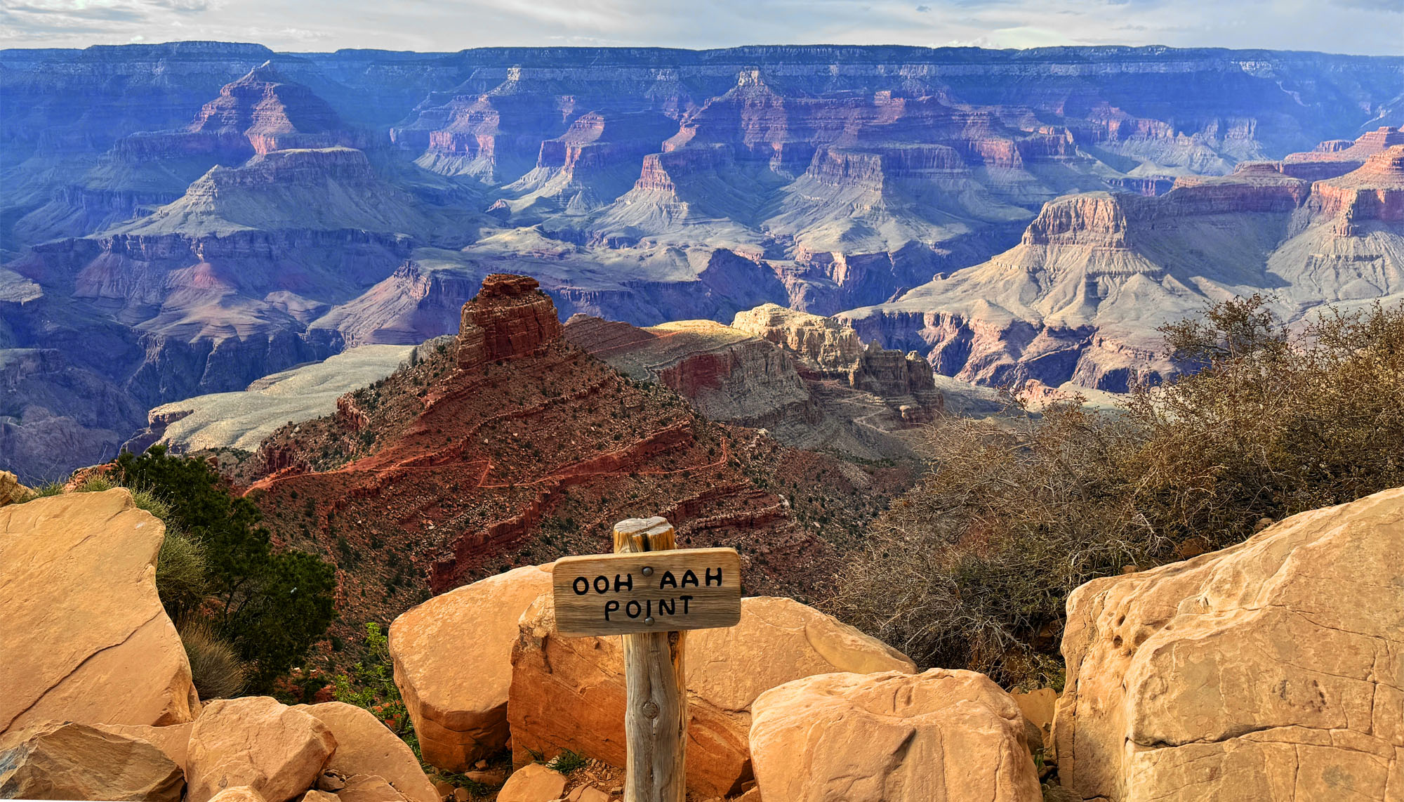 A view overlooking the Grand Canyon out on the horizion.